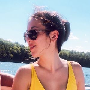 Meet your Posher, Mikayla